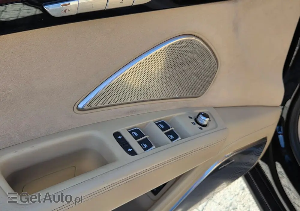 AUDI A8 4.2 FSI Quattro tiptronic