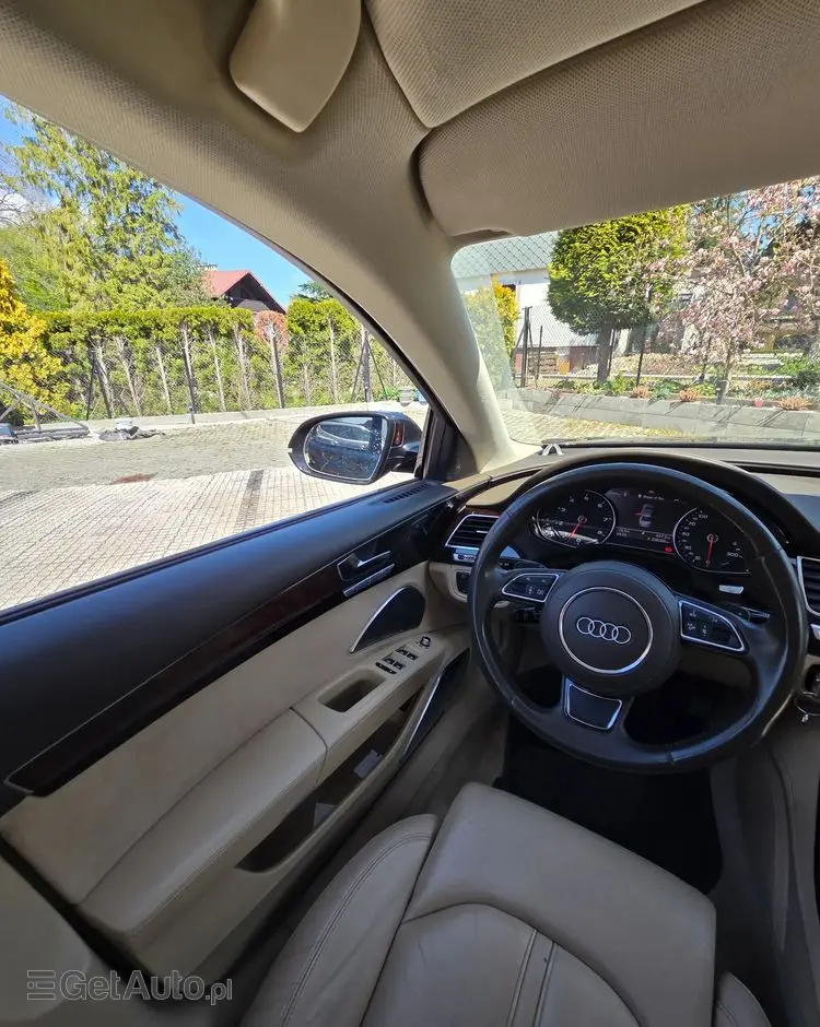 AUDI A8 4.2 FSI Quattro tiptronic