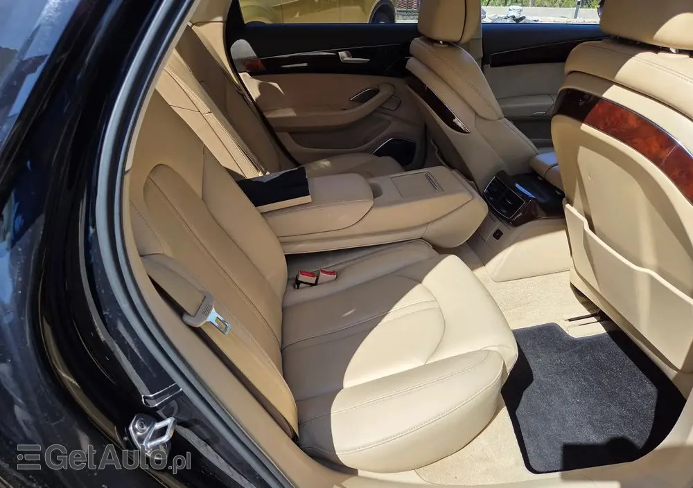 AUDI A8 4.2 FSI Quattro tiptronic