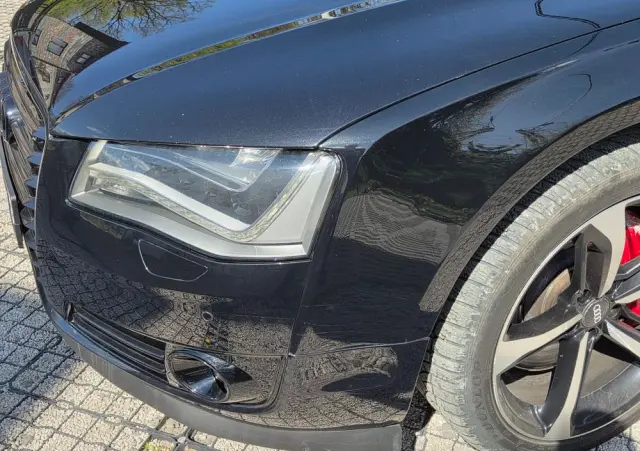 AUDI A8 4.2 FSI Quattro tiptronic