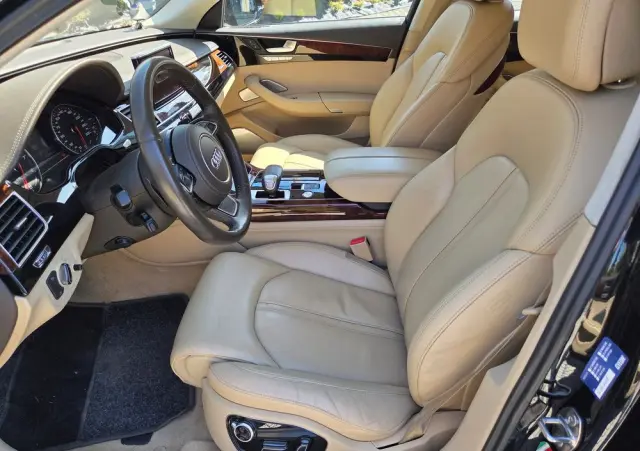 AUDI A8 4.2 FSI Quattro tiptronic