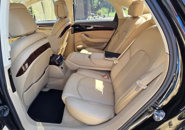 AUDI A8 4.2 FSI Quattro tiptronic