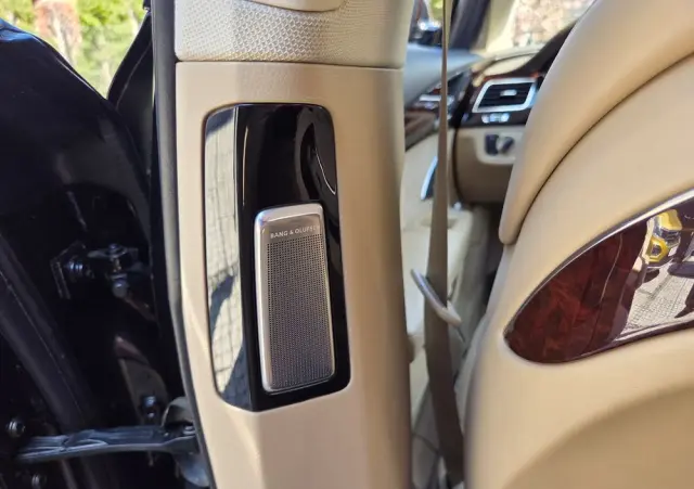 AUDI A8 4.2 FSI Quattro tiptronic