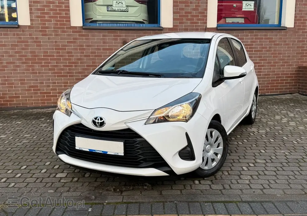 TOYOTA Yaris 1.0 Active