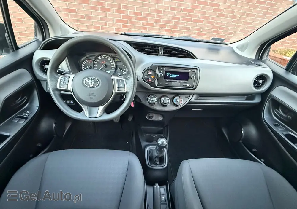 TOYOTA Yaris 1.0 Active