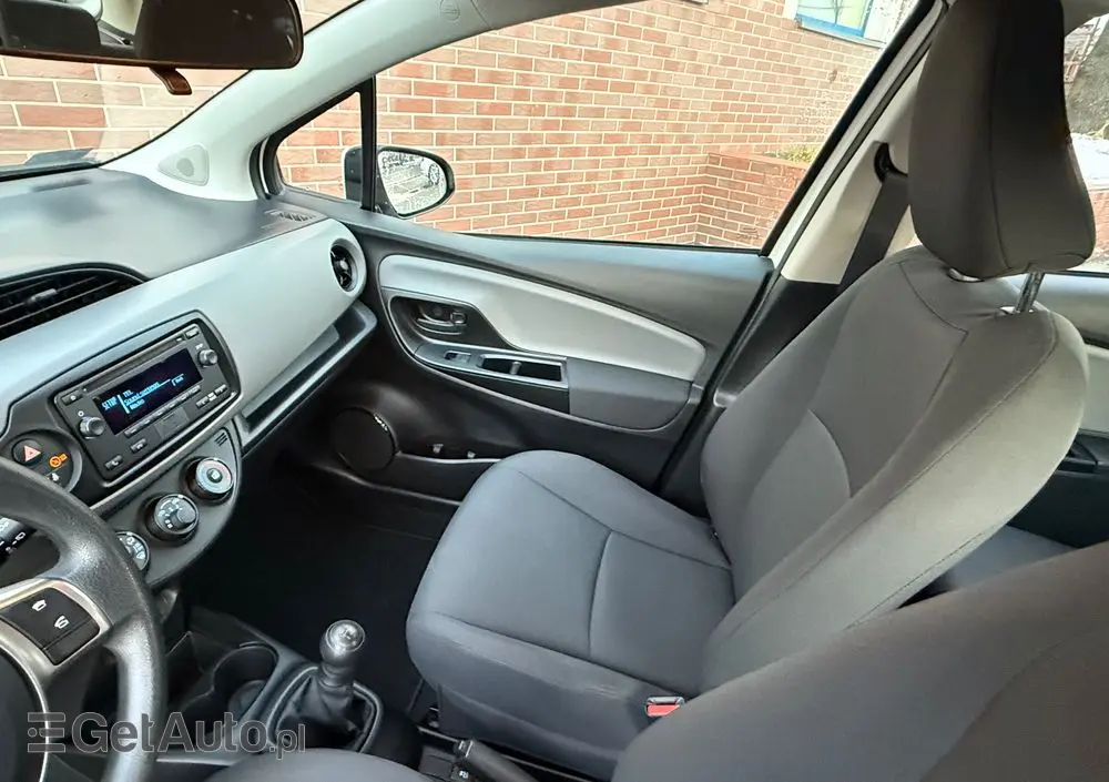 TOYOTA Yaris 1.0 Active
