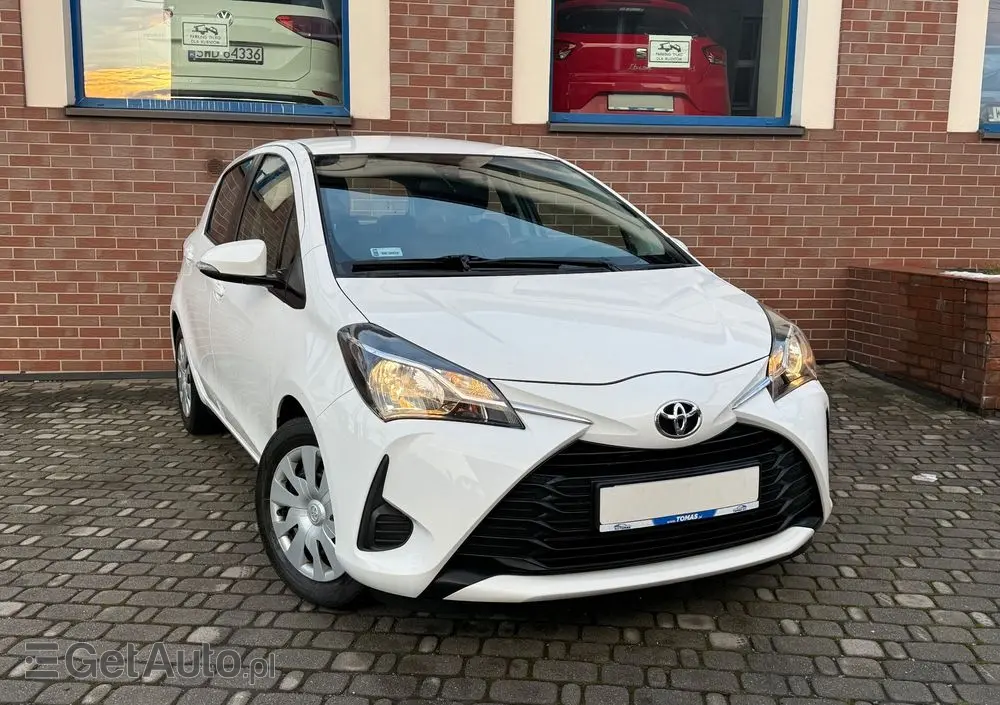 TOYOTA Yaris 1.0 Active