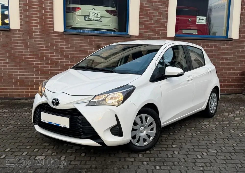 TOYOTA Yaris 1.0 Active