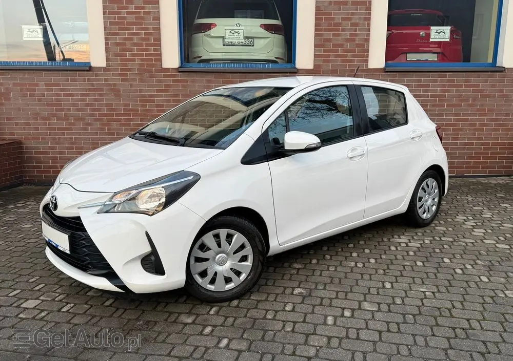 TOYOTA Yaris 1.0 Active