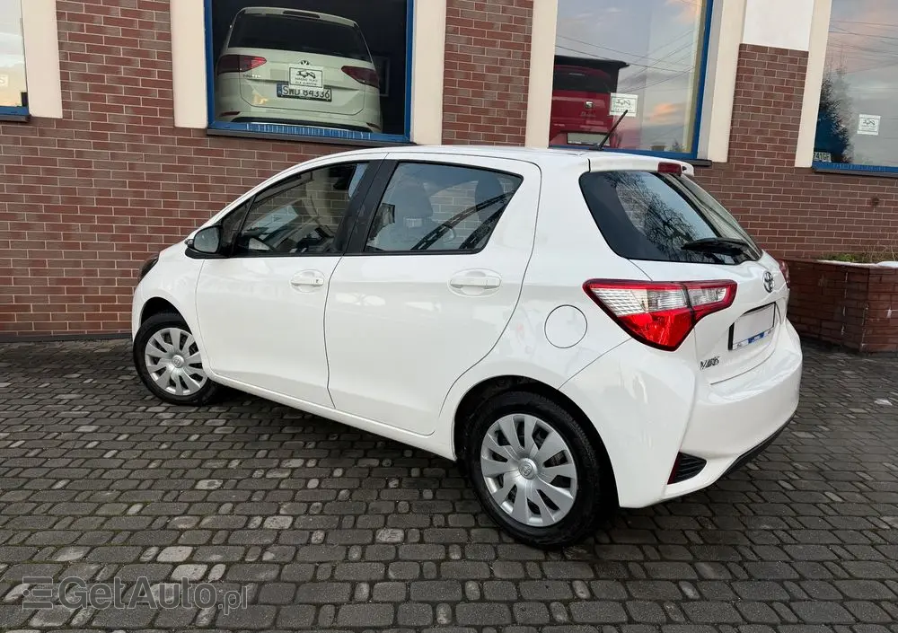 TOYOTA Yaris 1.0 Active