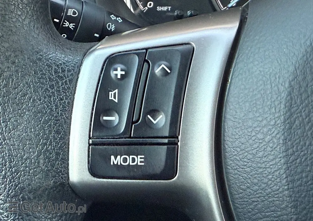 TOYOTA Yaris 1.0 Active