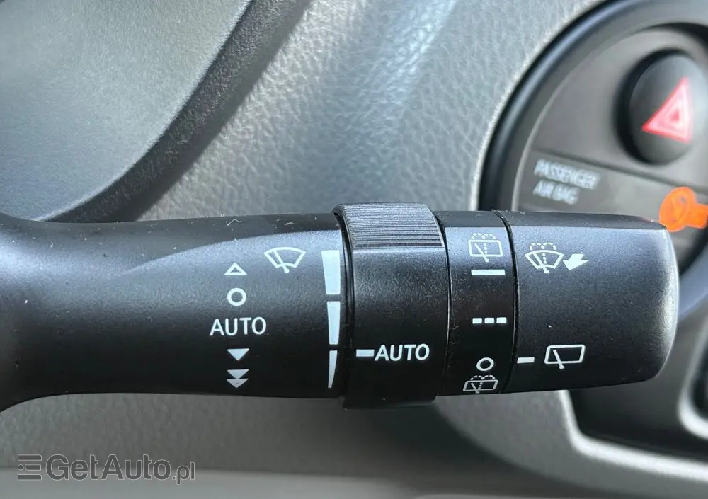 TOYOTA Yaris 1.0 Active