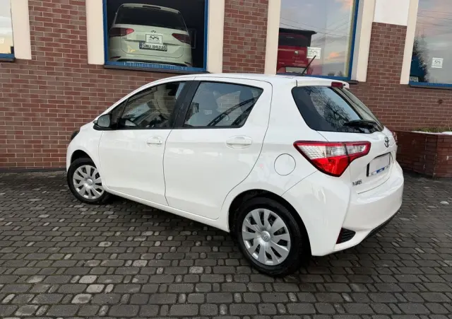 TOYOTA Yaris 1.0 Active