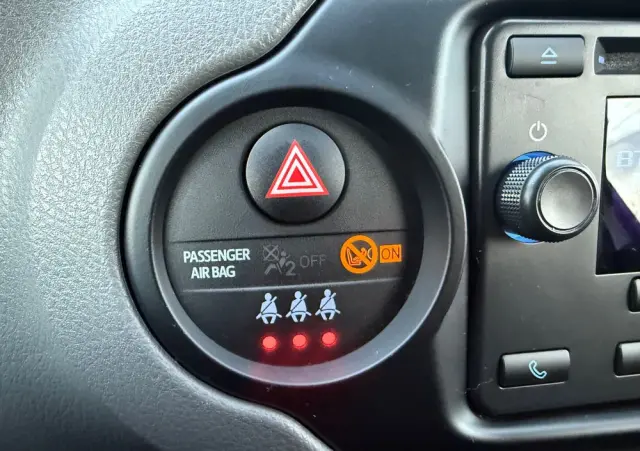 TOYOTA Yaris 1.0 Active