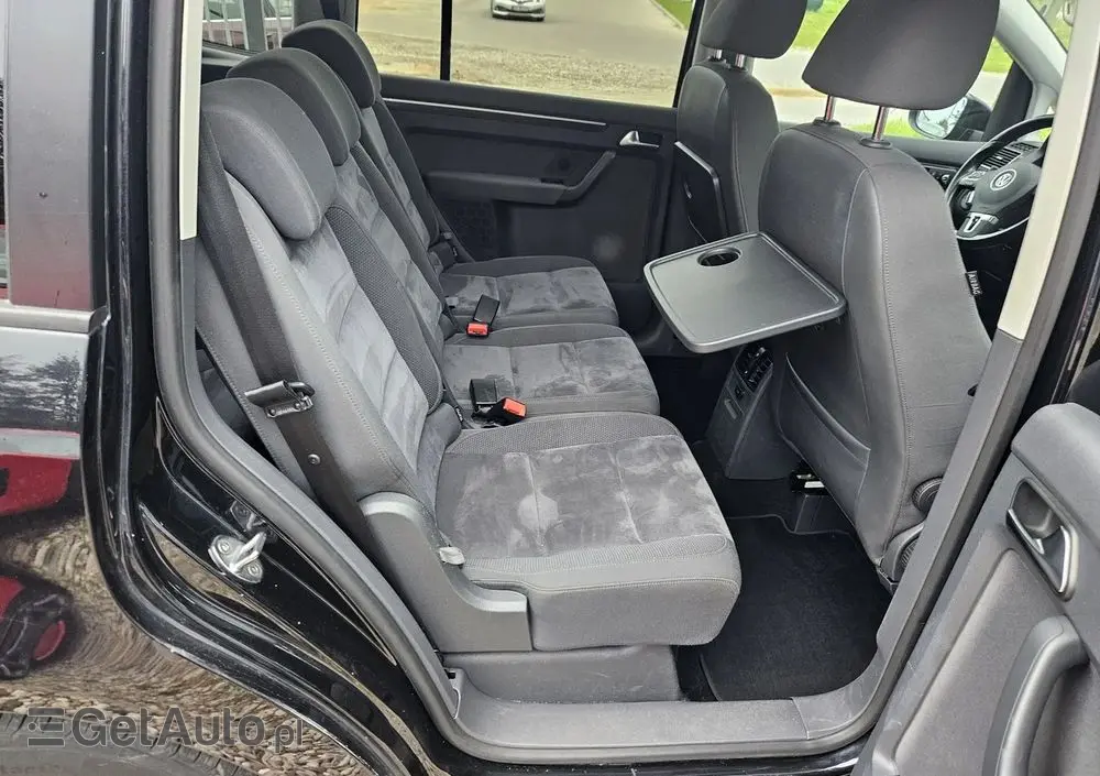 VOLKSWAGEN Touran 1.4 TSI BMT Highline