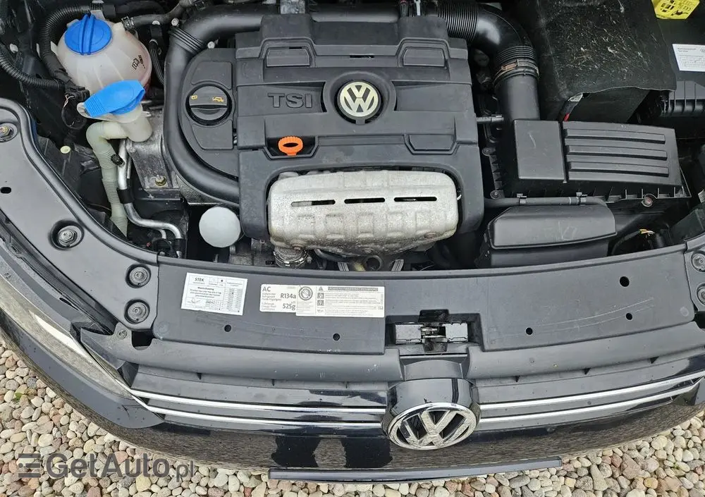 VOLKSWAGEN Touran 1.4 TSI BMT Highline