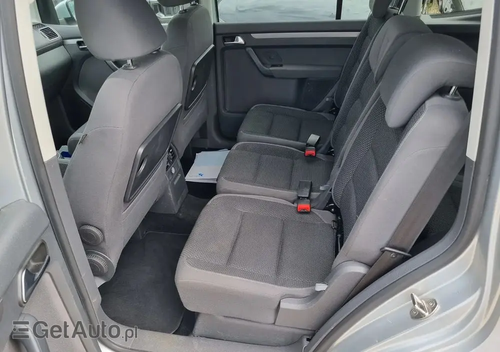 VOLKSWAGEN Touran 1.4 TSI BMT Highline