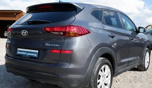 HYUNDAI Tucson 
