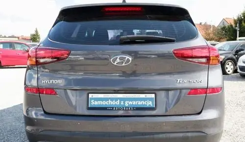 HYUNDAI Tucson 