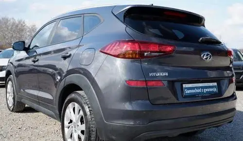 HYUNDAI Tucson 