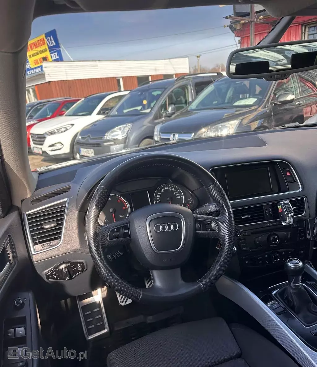 AUDI Q5 