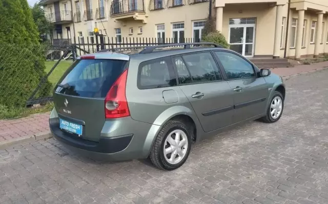 RENAULT Megane 