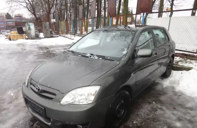 TOYOTA Corolla 