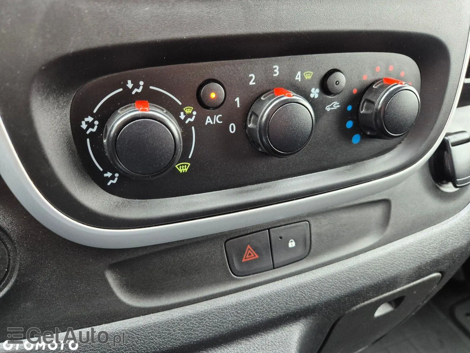 RENAULT Trafic L2H1P2 Pack Clim