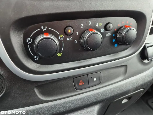 RENAULT Trafic L2H1P2 Pack Clim