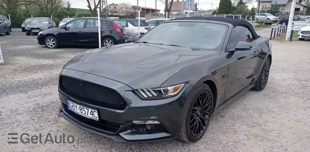 FORD Mustang 