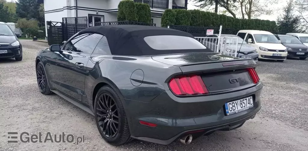 FORD Mustang 