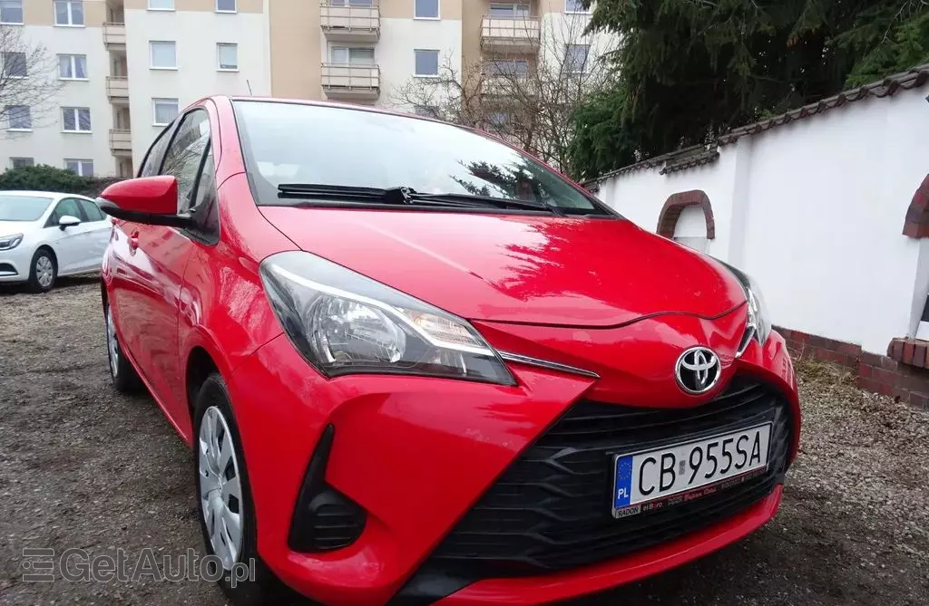 TOYOTA Yaris 