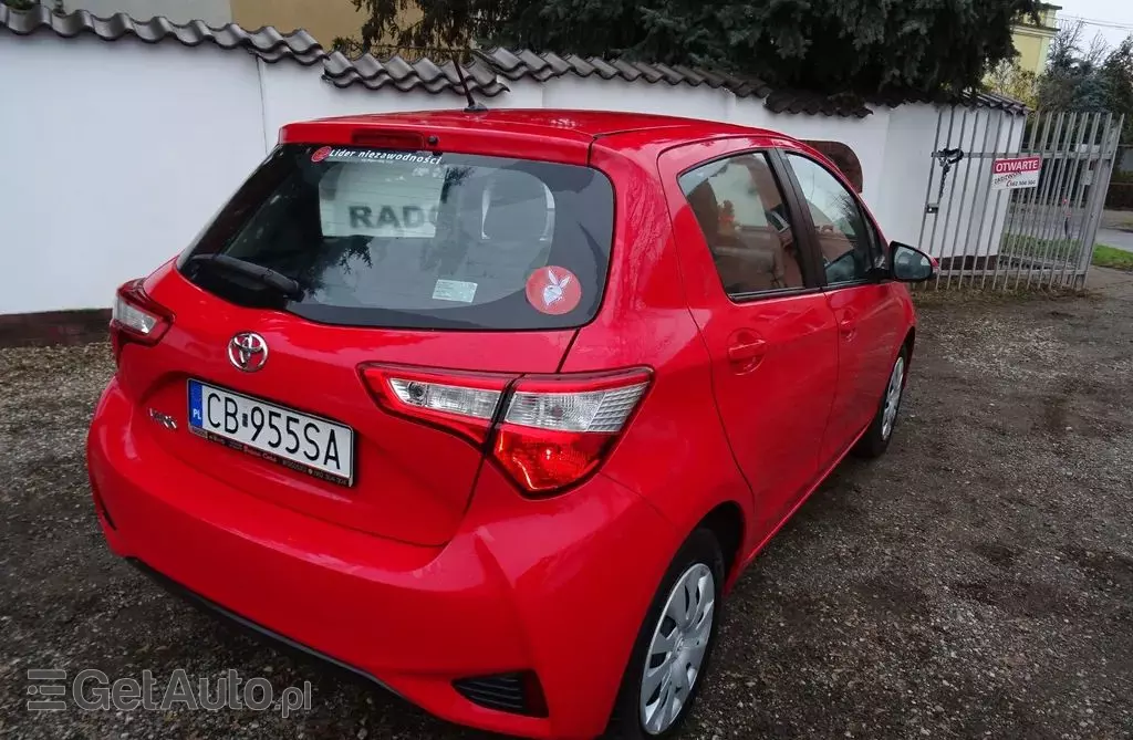 TOYOTA Yaris 