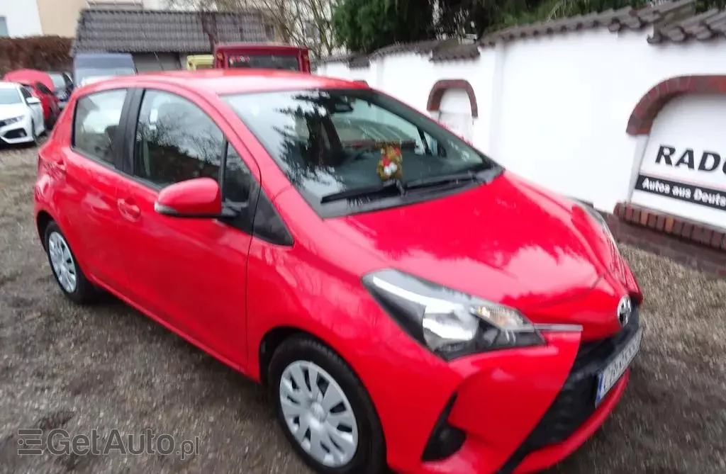 TOYOTA Yaris 
