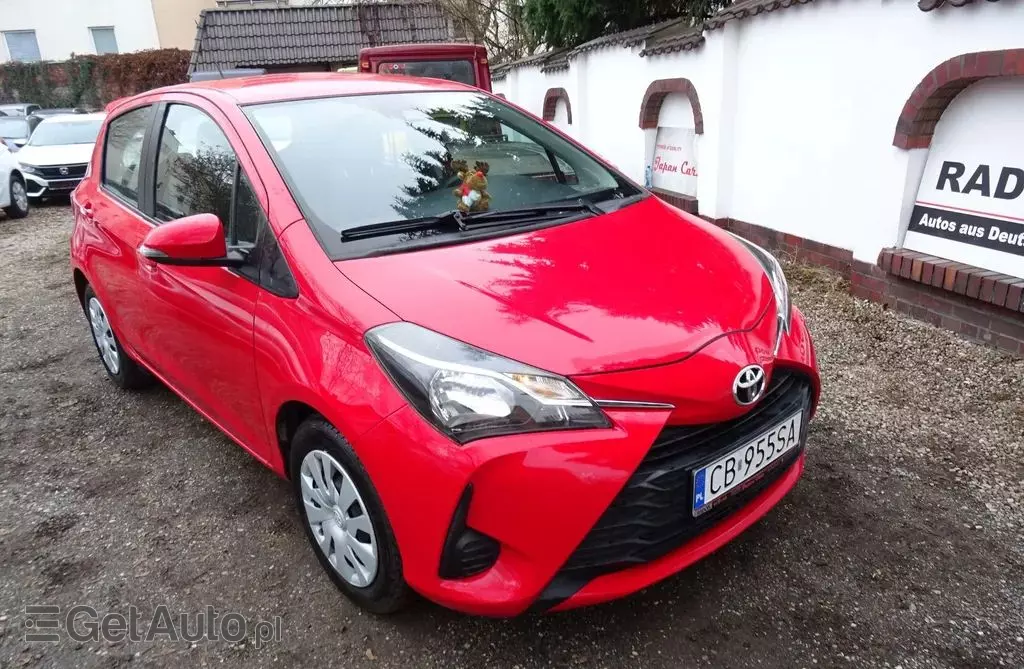 TOYOTA Yaris 