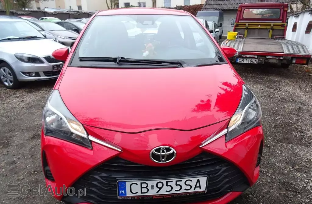 TOYOTA Yaris 