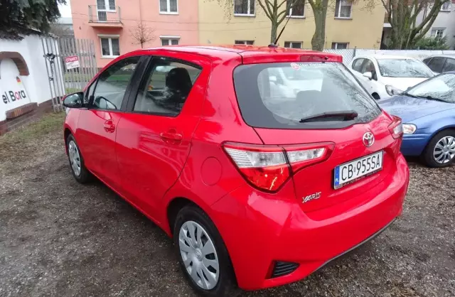 TOYOTA Yaris 