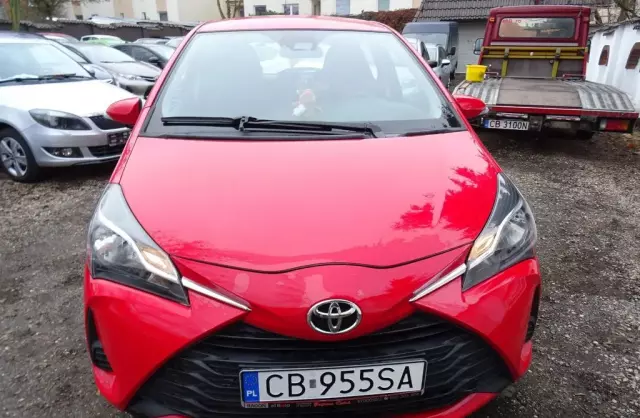 TOYOTA Yaris 