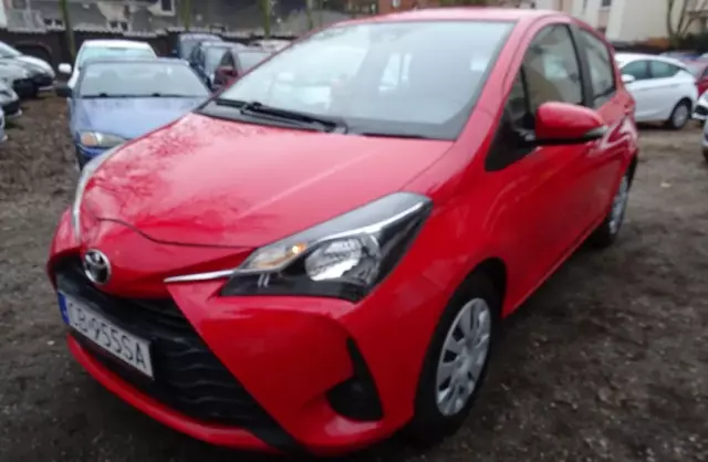 TOYOTA Yaris 