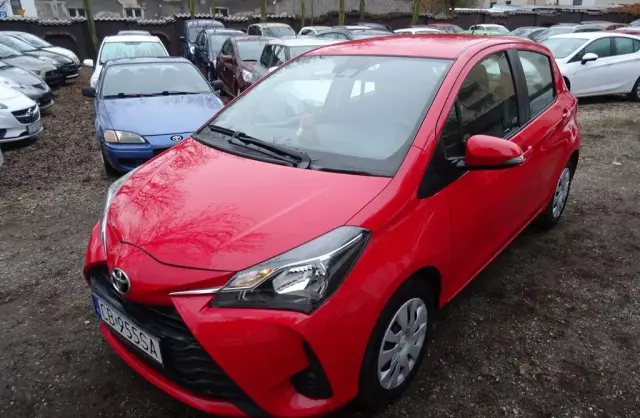 TOYOTA Yaris 