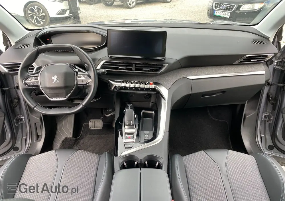 PEUGEOT 5008 PureTech 130 EAT8 Stop & Start Allure Business-Paket