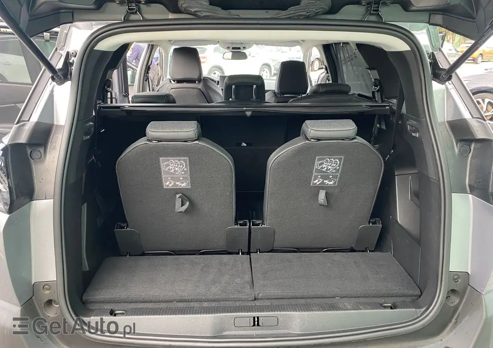 PEUGEOT 5008 PureTech 130 EAT8 Stop & Start Allure Business-Paket