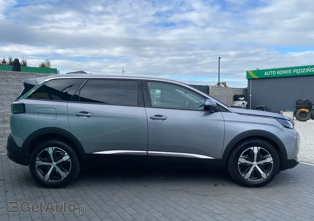 PEUGEOT 5008 PureTech 130 EAT8 Stop & Start Allure Business-Paket