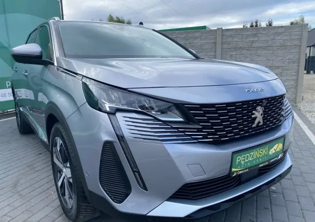 PEUGEOT 5008 PureTech 130 EAT8 Stop & Start Allure Business-Paket