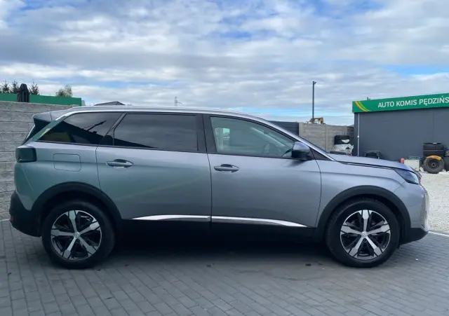 PEUGEOT 5008 PureTech 130 EAT8 Stop & Start Allure Business-Paket