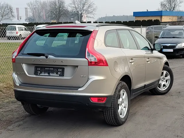 VOLVO XC 60 Kinetic