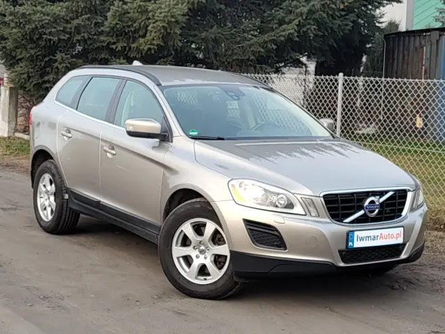 VOLVO XC 60 Kinetic