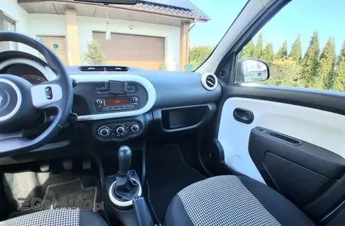RENAULT Twingo 