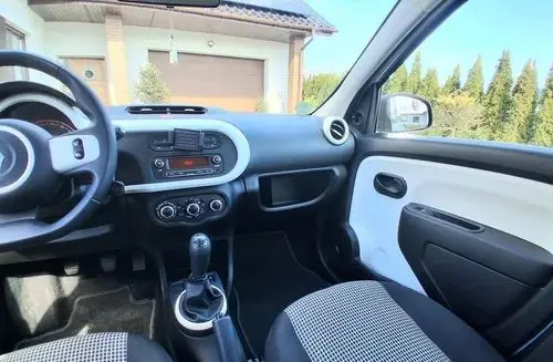 RENAULT Twingo 