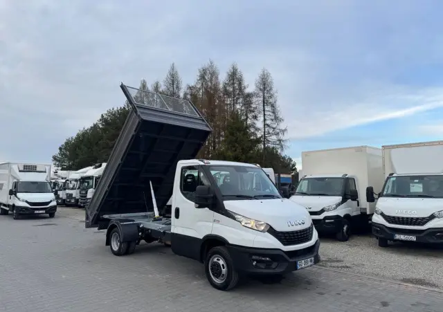 IVECO 35C16,,35C17,,35C18,,50C15,,50C17,,50C18 KIPER WYWROT 3 STR 3,0 SILNIK 